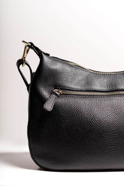 VOYGR Essential Crossbody Leather Camera Bag Close Up Gold Buckle Zipper